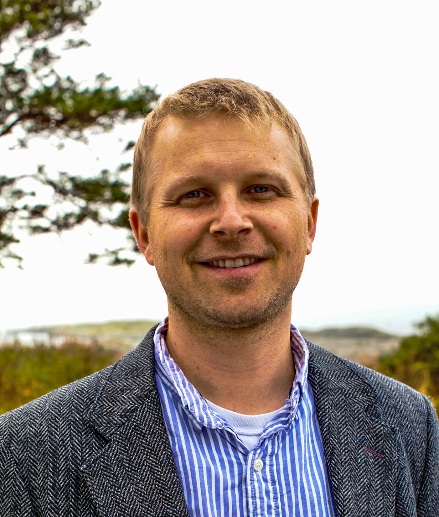 Michael Burdett headshot