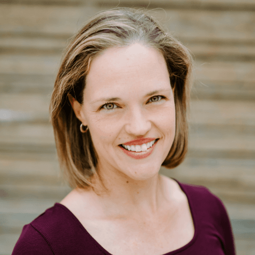 Photo of Kathryn Applegate