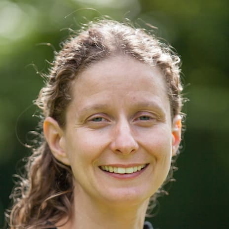 Ruth Bancewicz Headshot