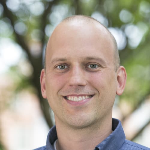 Josh Reeves Headshot