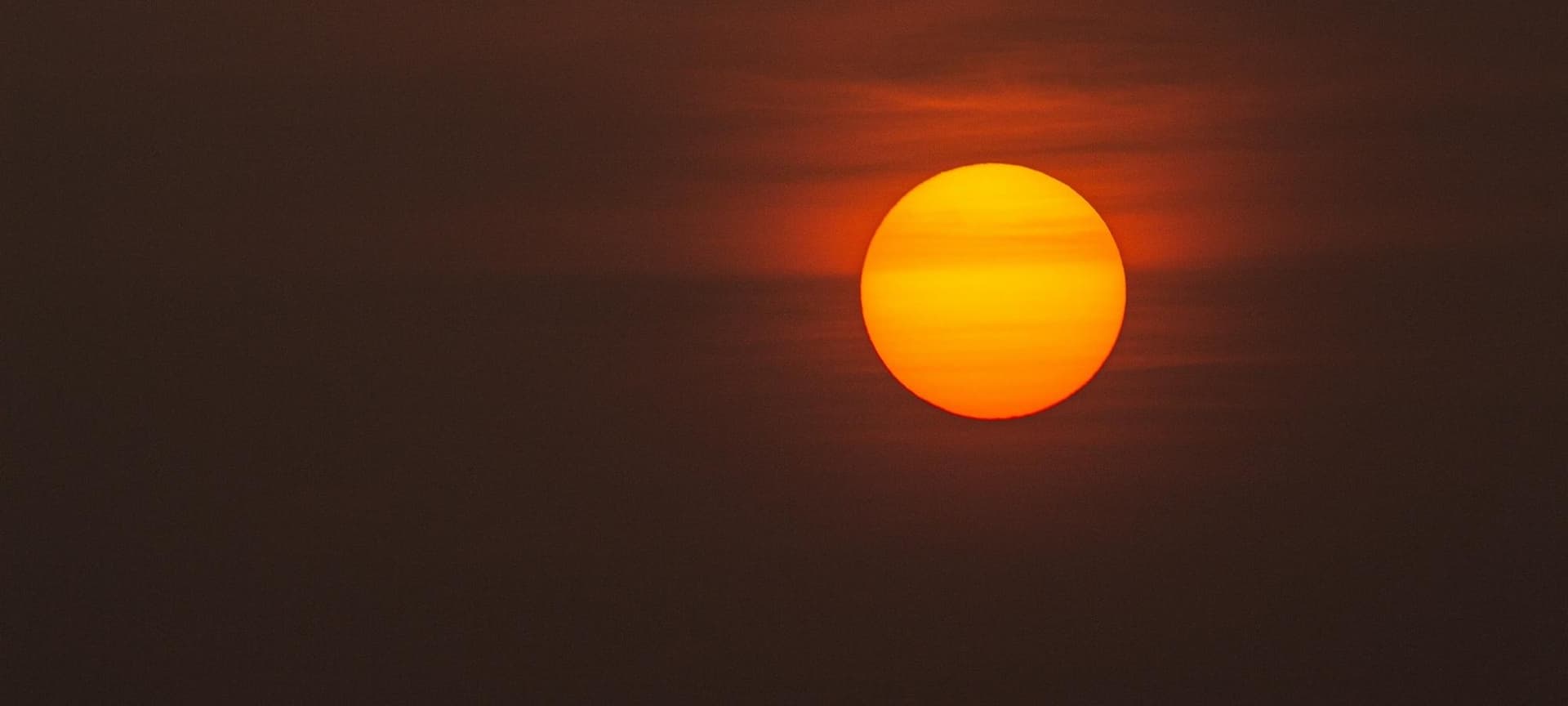 Picturesque Sun with red, yellow and orange tones