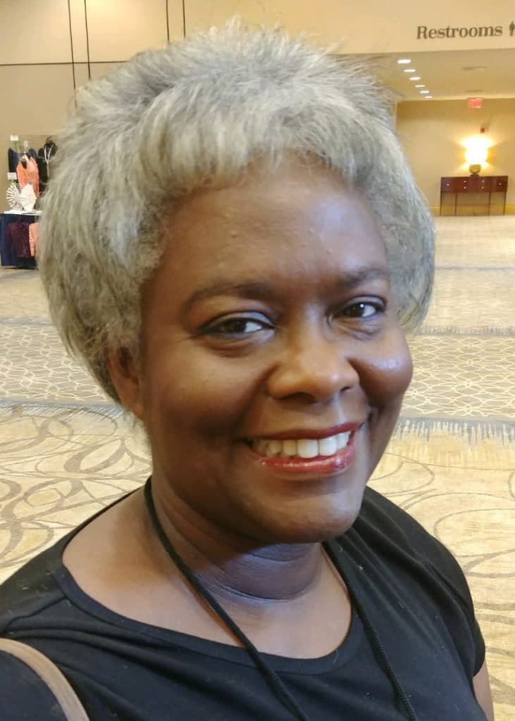 Apryl Brown's Headshot