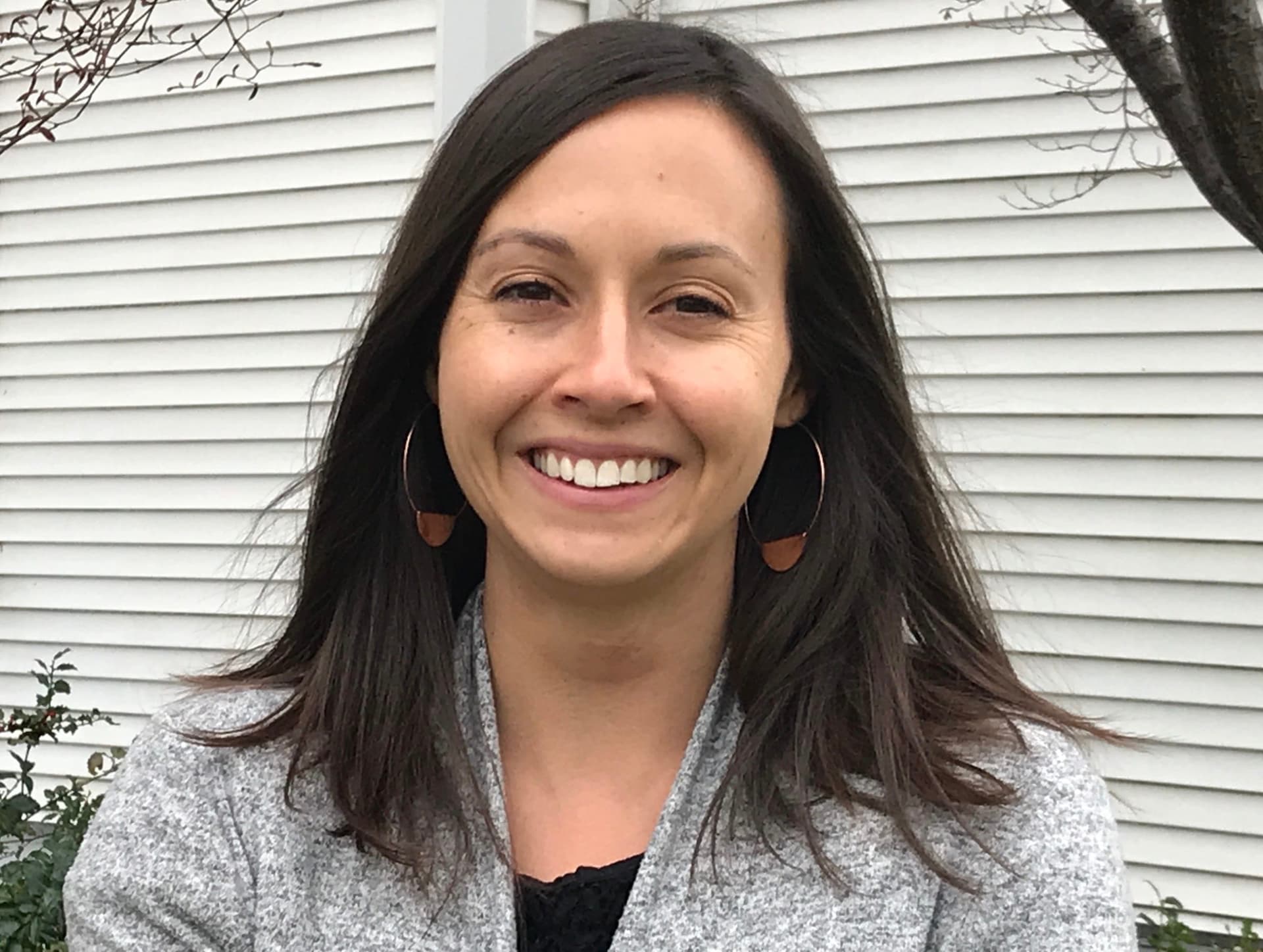 Jen Holmes Curran headshot